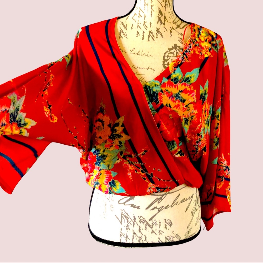 Flying Tomato Tropical Mixed Print Top Size M